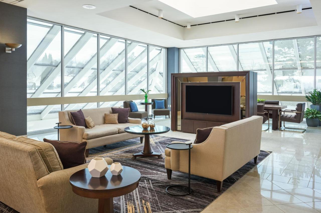 Sheraton Detroit Novi Buitenkant foto
