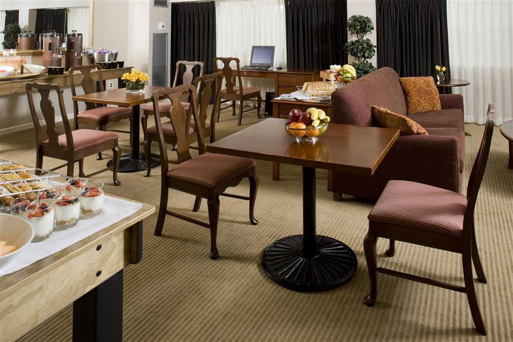 Sheraton Detroit Novi Restaurant foto